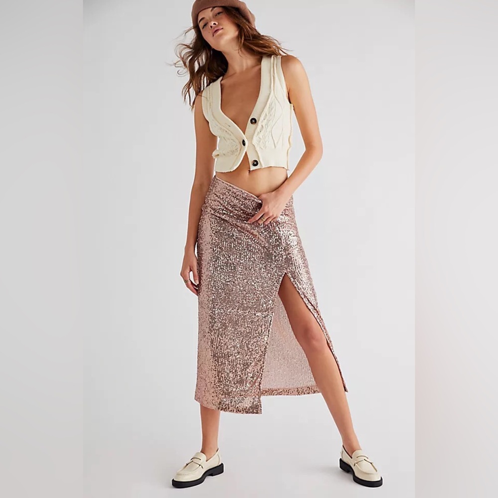 FREE PEOPLE Ariana Full Sequin Midi Skirt Thigh Slit Rose Gold Metallic Size 8
